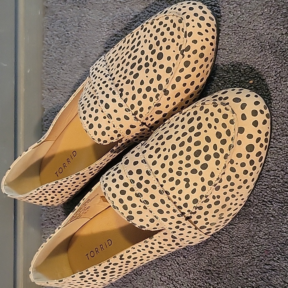 TORRID Women's Animal Print Almond Toe Loafers